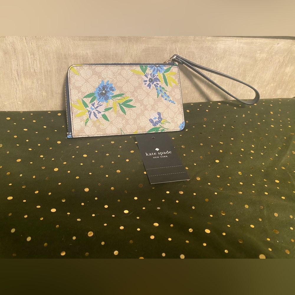 NWT Kate Spade Floral Small Wristlet Wallet  - Blue, Green, and Cream - Picture 2 of 4
